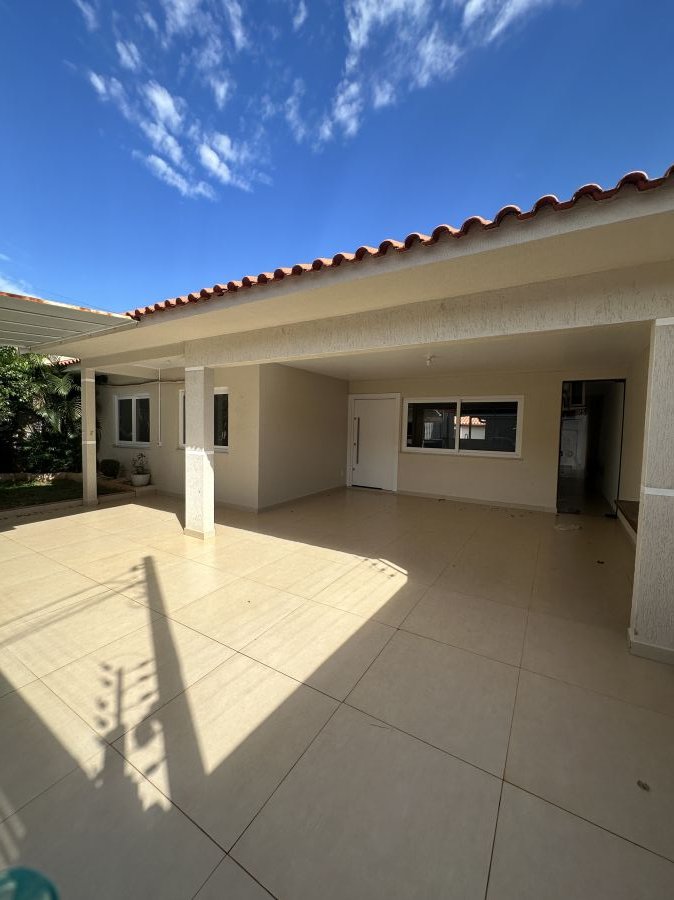 Casa Alto Padrão - Venda - Recanto Tropical - Cascavel - PR